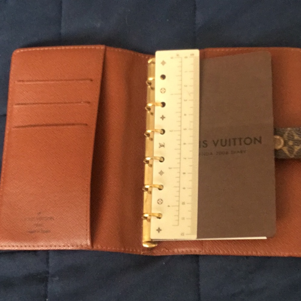 Louis Vuitton Brown and Gold Monogram PM Agenda 2008 - Picture 5 of 16